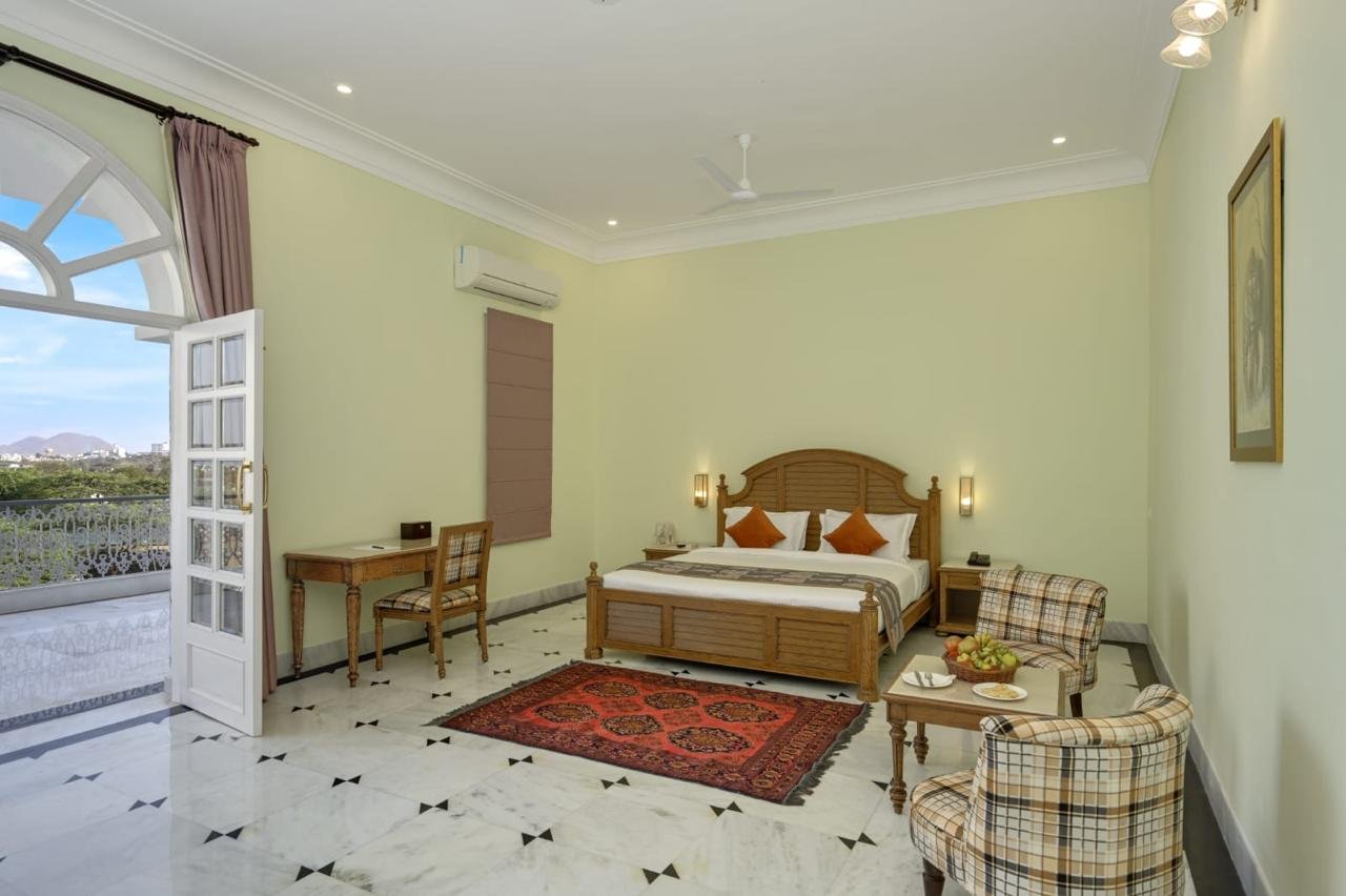 Balcony Executive Suite